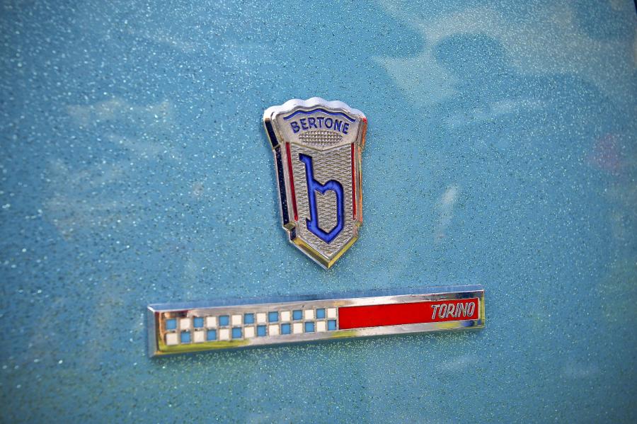 Логотип Lamborghini Miura Roadster 1968 года  (фото 20 из 36)
